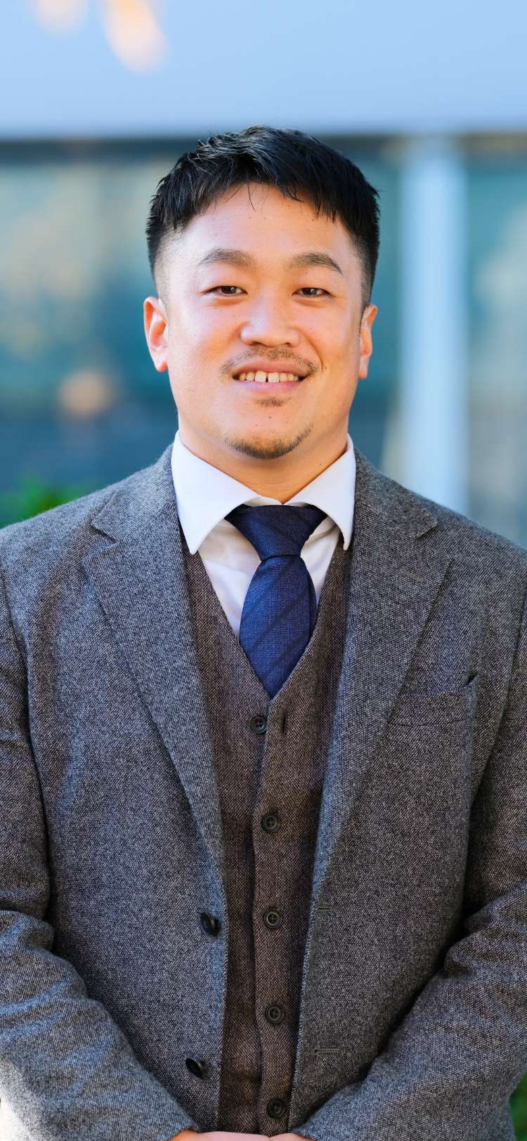 篠崎 信弥